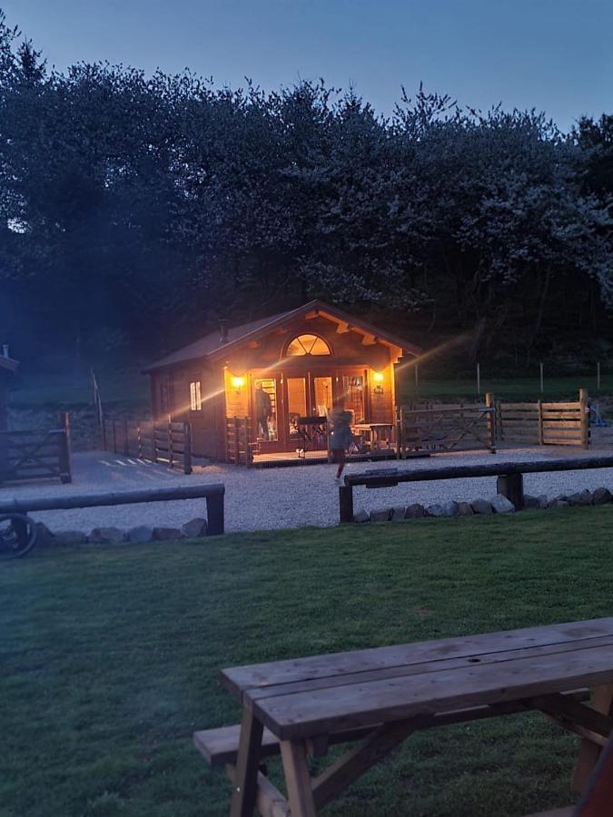 Cobblehouse Country Cabins No Trades Workers Villa Turriff Екстериор снимка